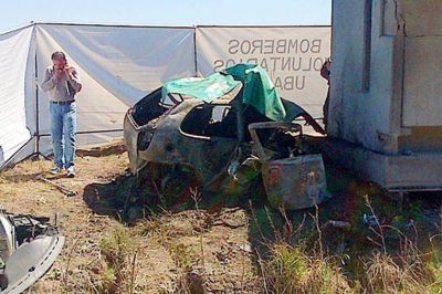 Un joven, perseguido por la Polic�a, falleci� al estrellar intencionalmente su auto contra una cabina