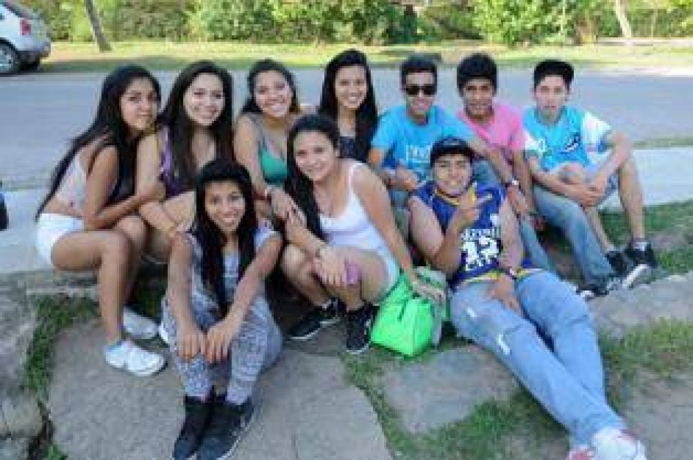 Los j�venes del interior se �apropiaron� de San Miguel de Tucum�n