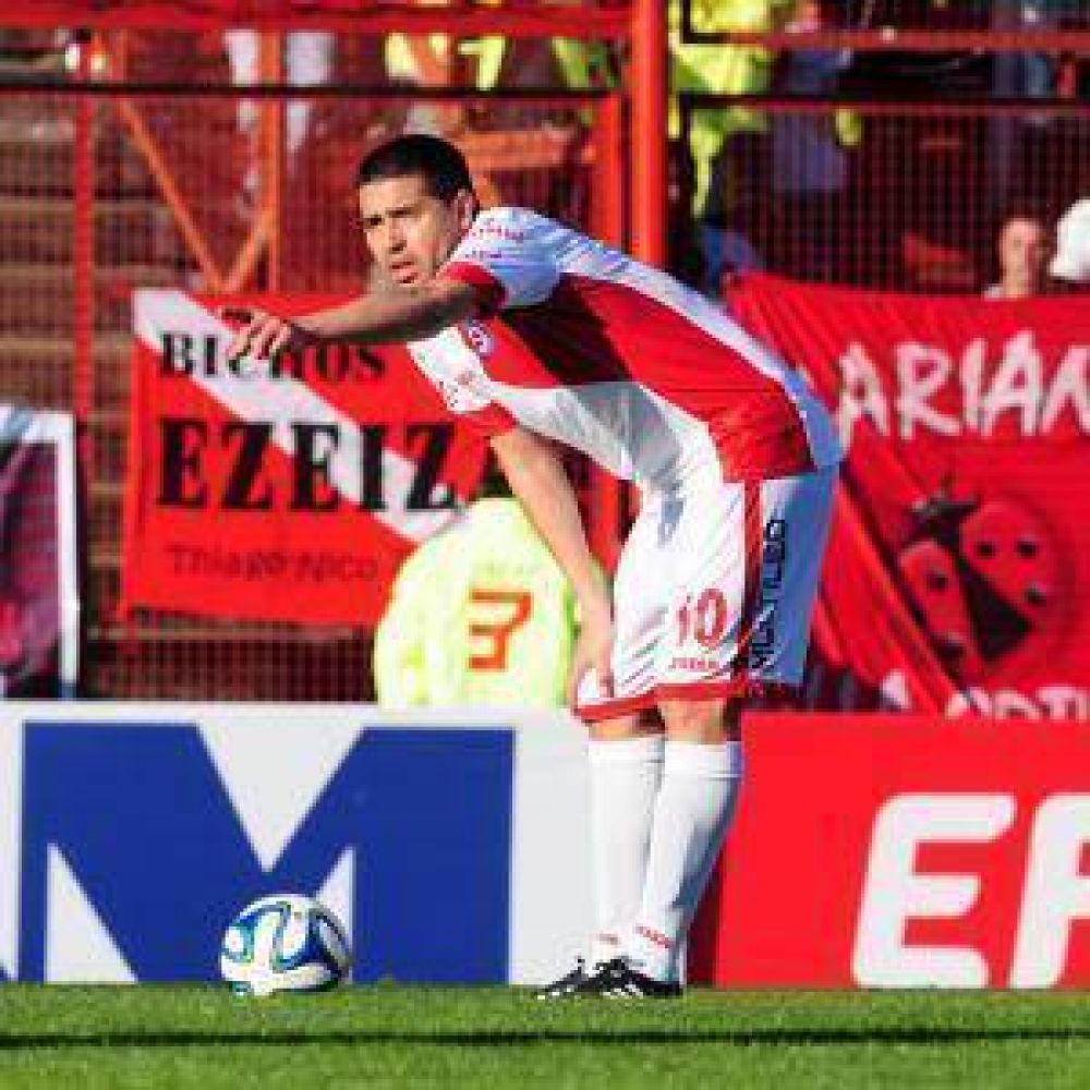 Riquelme regresa y ser� titular