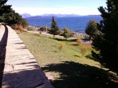 Un turista fue brutalmente golpeado en la costanera