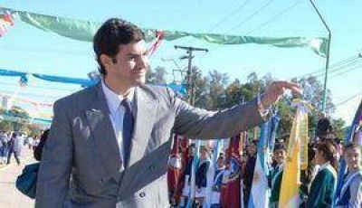 El Dr. Urtubey convoc� al peronismo a homenajear con la construcci�n de un Monumento al Gral. Per�n. 