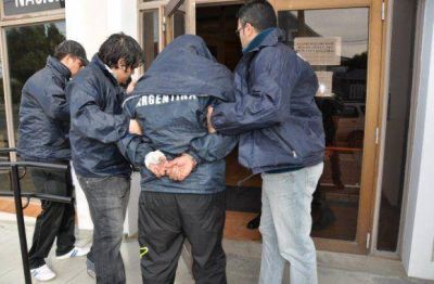Condenan a 4 a�os de prisi�n a Rub�n Carnevalini y su mujer