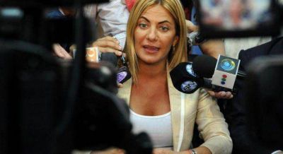 Los errores de De Lucia que complican la campa�a presidencial de Scioli
