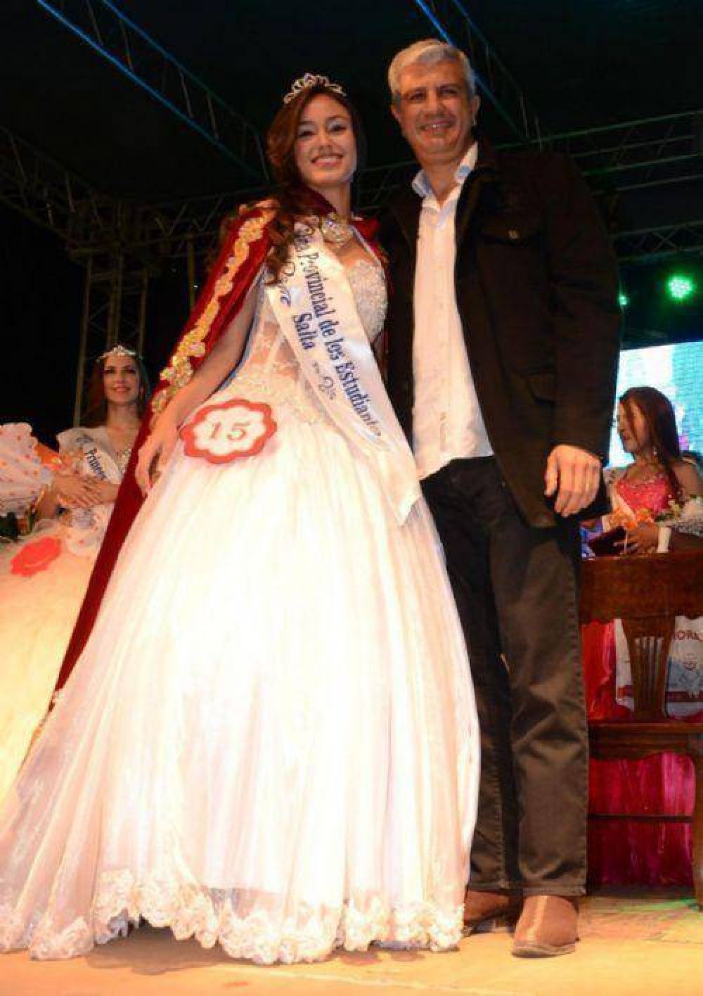 Salta: La nueva reina provincial de los estudiantes es de San Mart�n