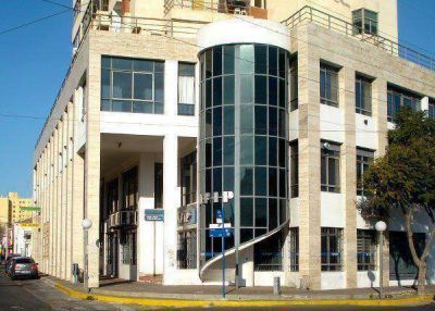 Empleados de Aduana y AFIP planean nuevos paros y protestas