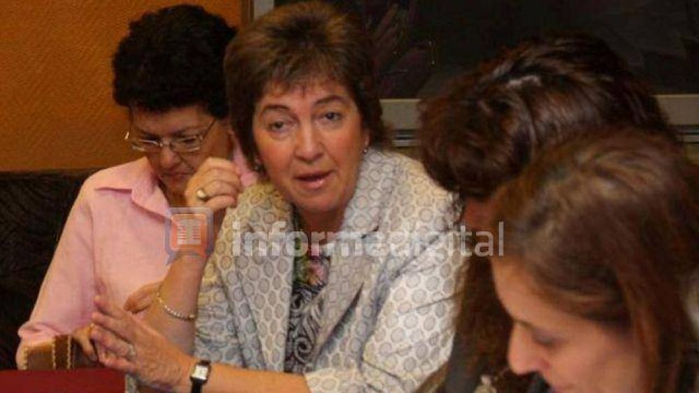 Ex diputada no ve a Unen 