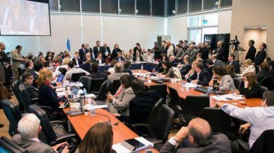 Arranca en Diputados la discusi�n por el Presupuesto 2015, que prev� inflaci�n del 15,6%