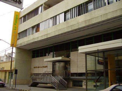 Informe del BLP: calificadora advierte �perspectiva negativa� del sistema bancario