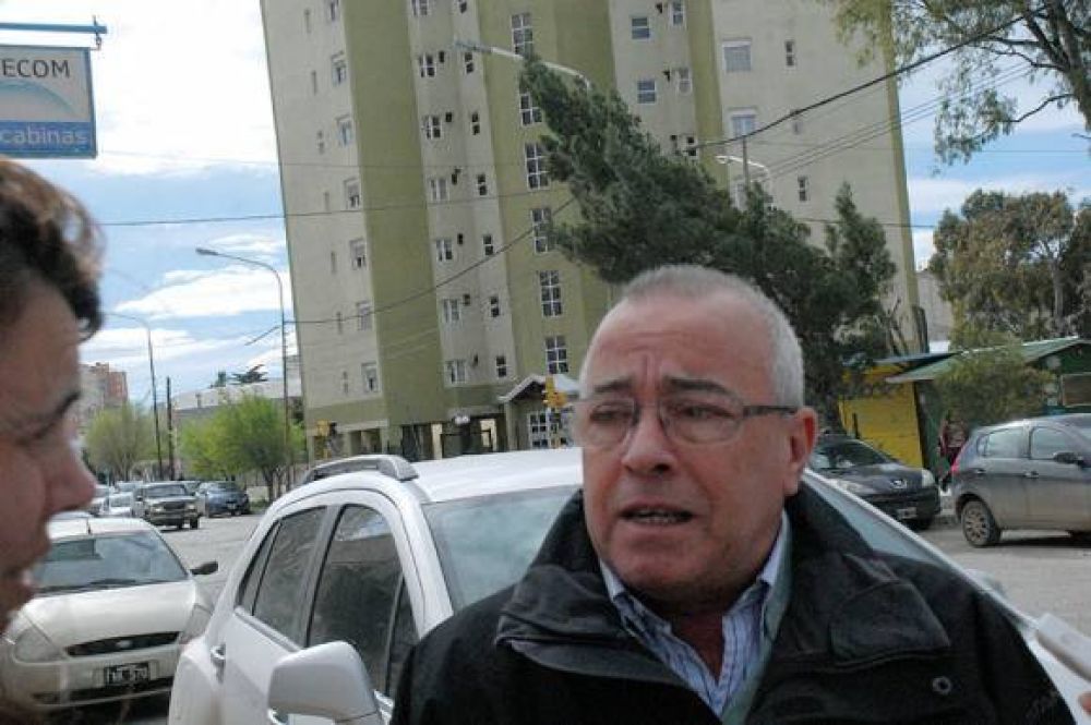 Conflicto con anestesistas perjudica a varios servicios del Hospital