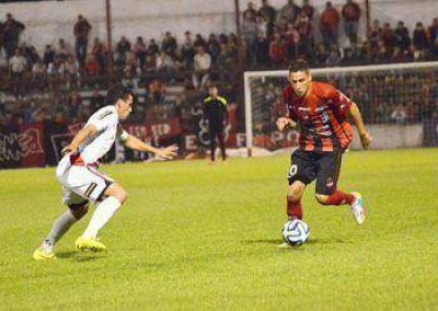 Douglas Haig igual� de local y se aleja de la zona de ascenso