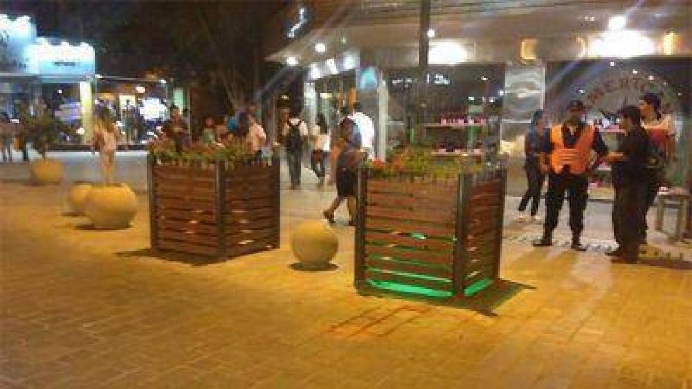 PLAZA LIBERTAD: Un ni�o de 3 a�os perdi� la vida al ser atropellado por un remis