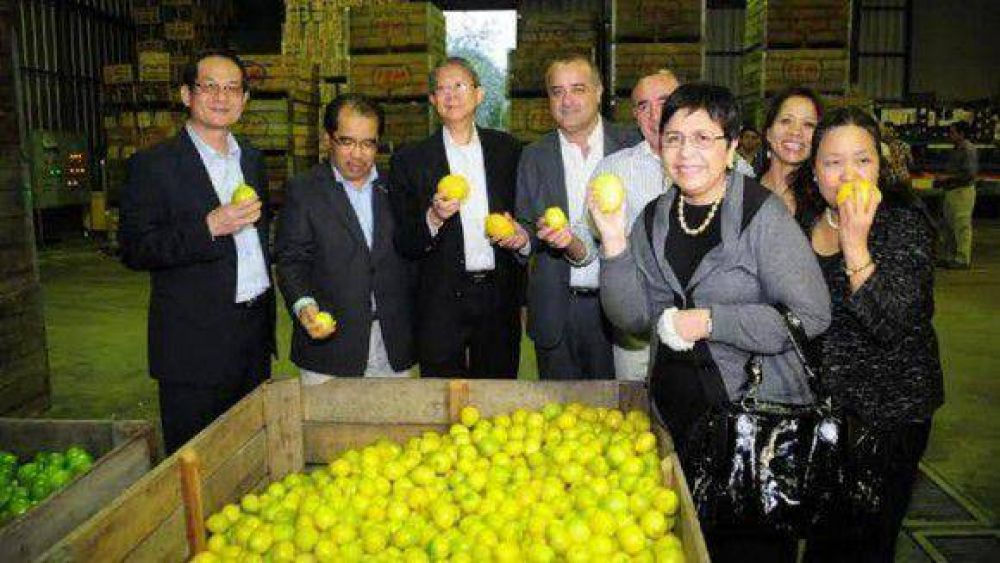 Alperovich resalt� que el corte de nafta con etanol aument� al 10%