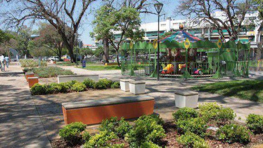 Se inaugura la plaza Decididos de Tucumn