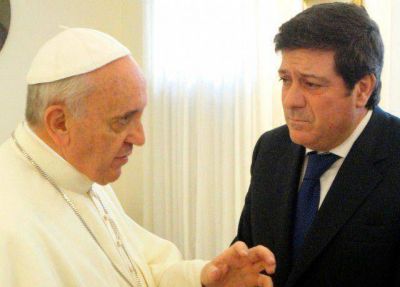 En Ameghino remarcan la importancia de la relaci�n entre Gabriel Mariotto y el Papa Francisco 