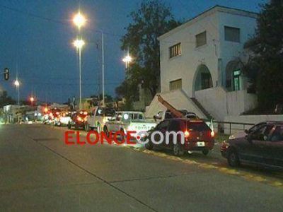 Marchar�n para exigir la extracci�n de los separadores viales de la Costanera de Paran� 