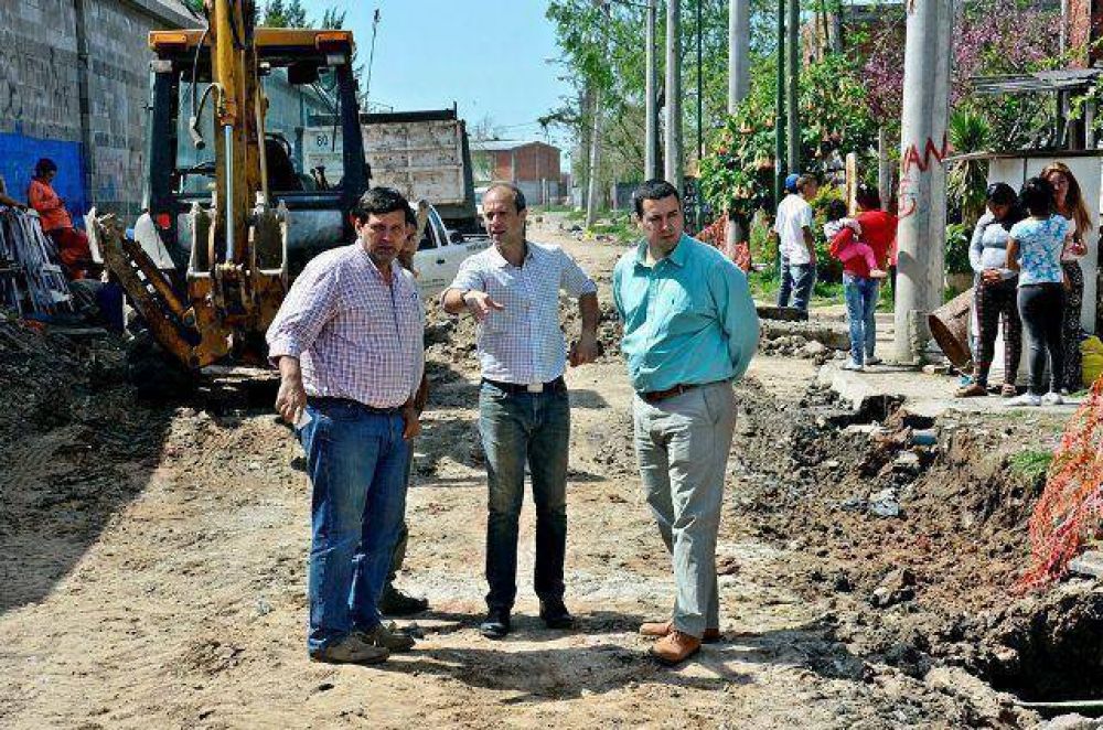 Comenz� una nueva etapa de reconstrucci�n de calles en el barrio San Jorge