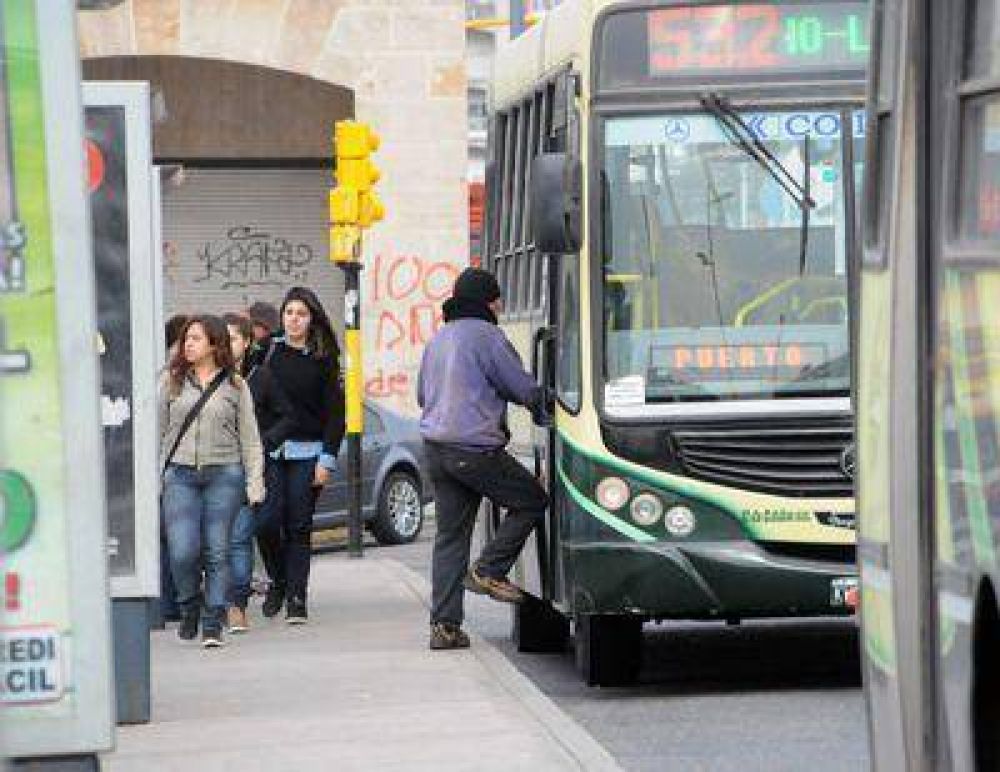 Empresarios del transporte instan al Concejo a votar el aumento de boleto