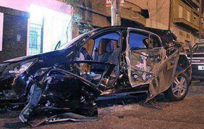 Esperaba el colectivo y fue atropellado: muri� en el acto