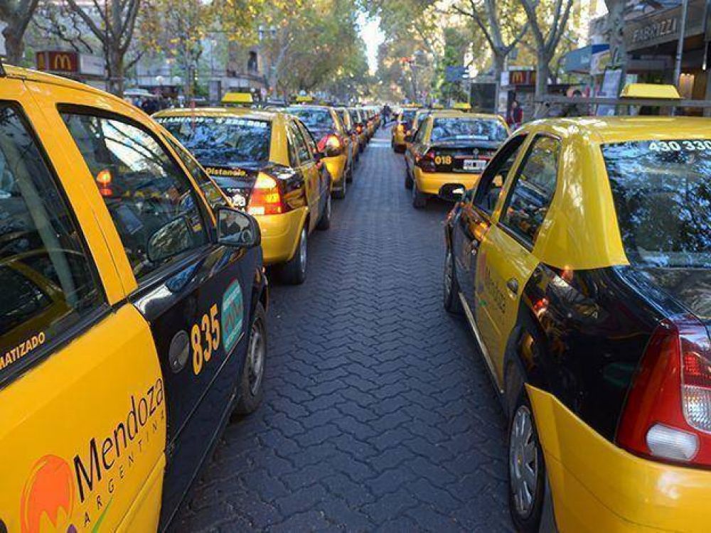 Aumenta la tarifa en los taxis y en dos meses habr� otro incremento