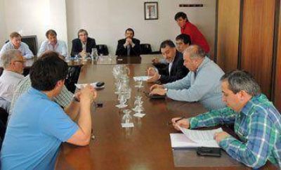 Analizaron tema Vieira con el ministro Bark y empresarios