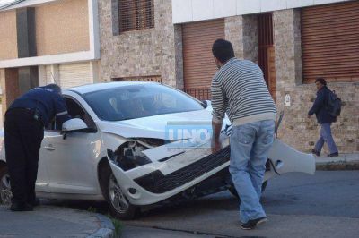 Chocaron un colectivo y un auto en Villaguay y Monte Caseros