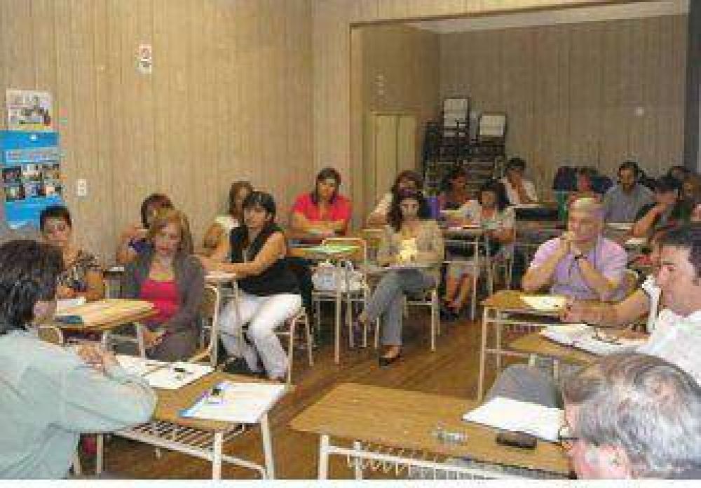 Ya organizan el Congeso de Educaci�n de Adultos