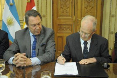 Pretenden reducir la cantidad de presos en las comisar�as