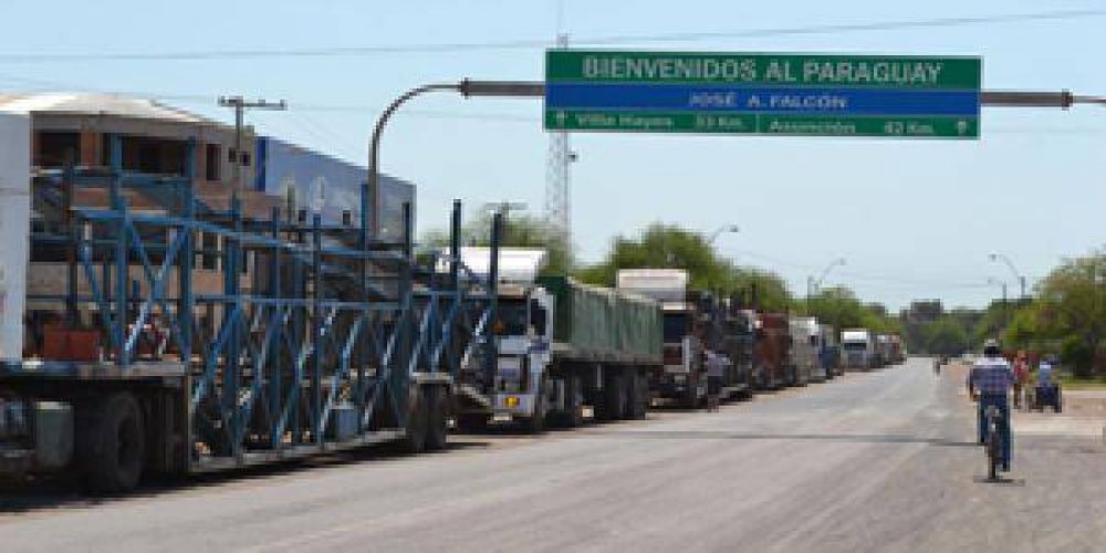 ADUANEROS LEVANTARON EL PARO HASTA LA SEMANA QUE VIENE