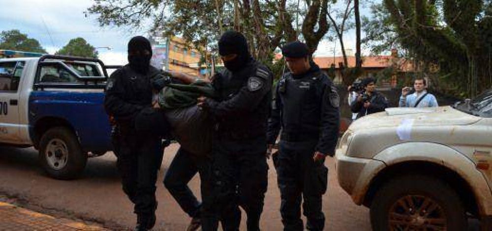 Ampliaron la acusaci�n contra los tres detenidos por la Masacre de Panamb�