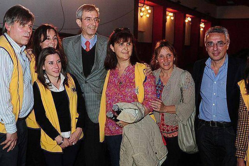 Nelson Castro disert� sobre temas de actualidad en Don Torcuato
