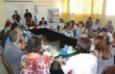Docentes: se reanuda la paritaria y el Gobierno define si aplica la cl�usula gatillo