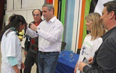 Entregaron sus diplomas a 23 nuevos graduados del programa �Yo S� Puedo�