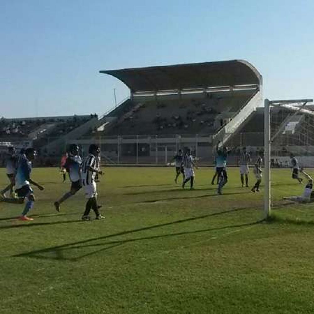 Tesorieri perdi� 2 a 1 con Gimnasia de Mendoza