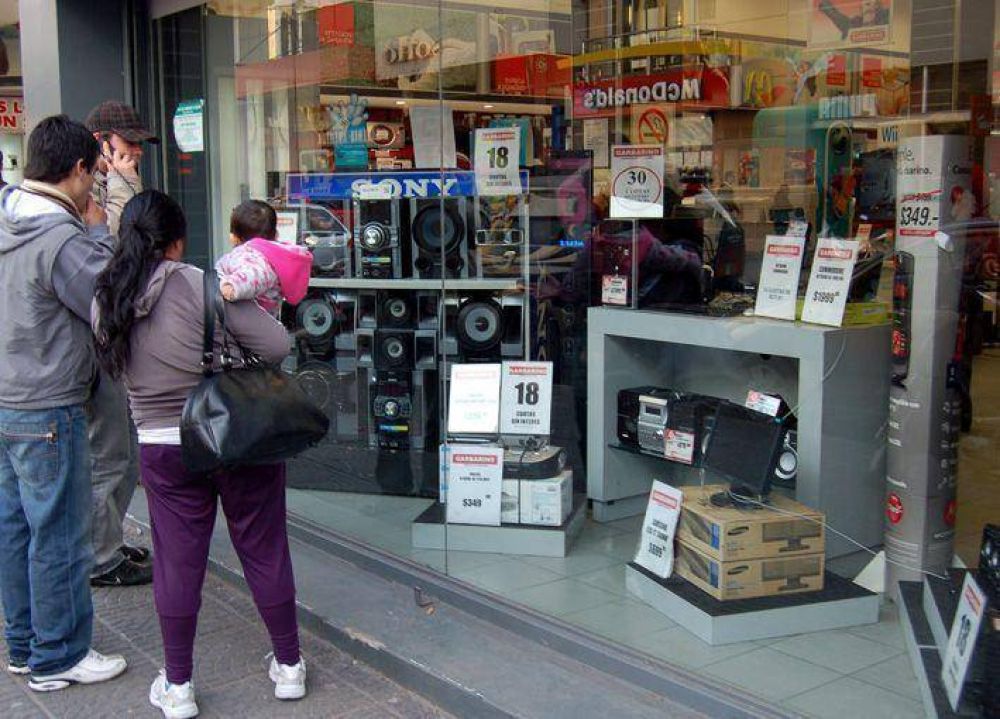 ASEGURAN QUE LA ACTIVIDAD COMERCIAL CAY� UN 6,2% EN AGOSTO