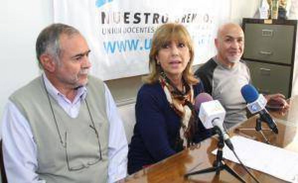 Docentes: desde octubre cobran el fondo con la suba