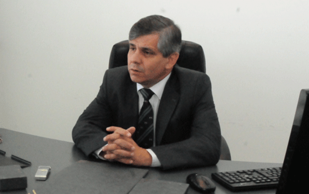 'El ministro Arl�a se comprometi� a iniciar obras en las rutas 30 y 51' 