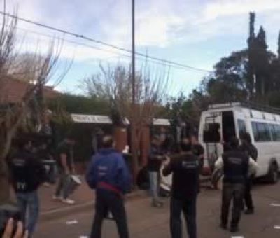 Ruidosa protesta frente al canal de Treinta de Agosto