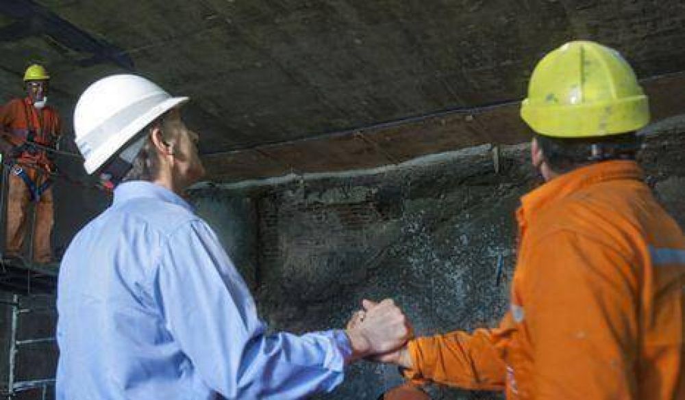 Macri recorri� obras del Metrob�s sur