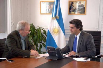 Capitanich recibi� al gobernador de santa cruz Daniel Peralta