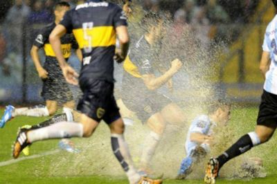 Boca intentar� mantener la ventaja ante Racing, en dos tiempos de 17 minutos