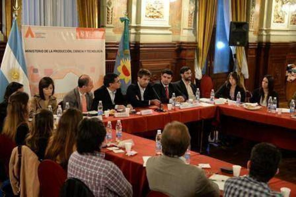 Primer encuentro con portales periodsticos de la Provincia