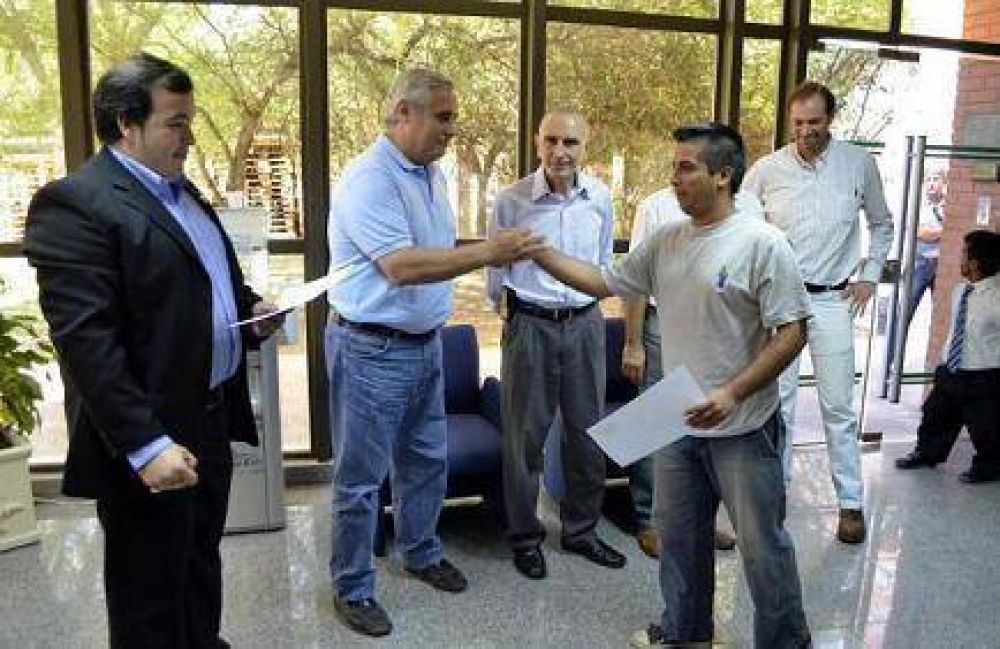 El Municipio capitalino gestion� la incorporaci�n laboral formal de m�s j�venes a empresas privadas