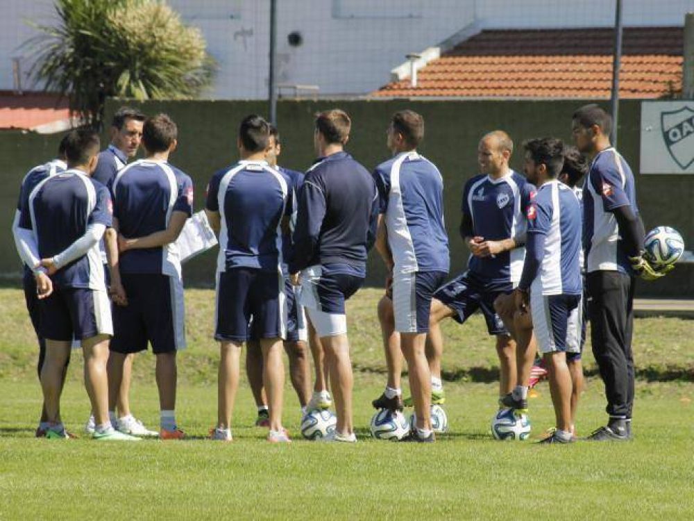 Hubo f�tbol, con los mismos cambios, en el Centenario