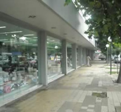 Los comercios podr�n abrir, pero sin empleados