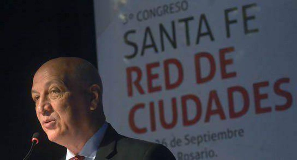 Bonfatti abri el 3 Congreso Santa Fe Red de Ciudades
