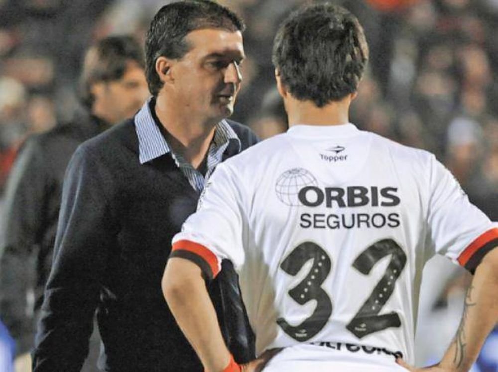 En Newell's, Raggio va en busca del reemplazante de Ignacio Scocco