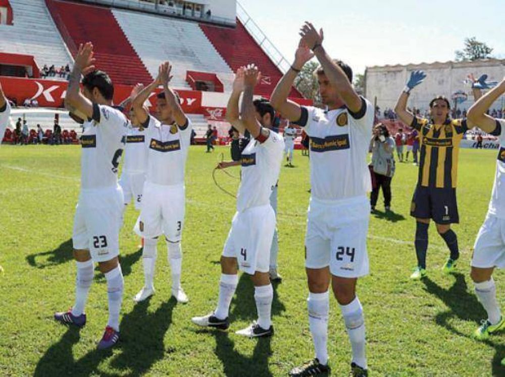 Miguel Angel Russo destac� el temple de los pibes de Rosario Central