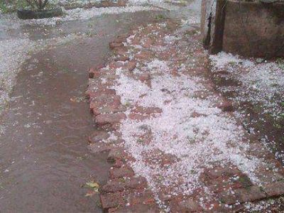 Viento y granizo generaron daños en Gualeguaychú y otras zonas de Entre Ríos