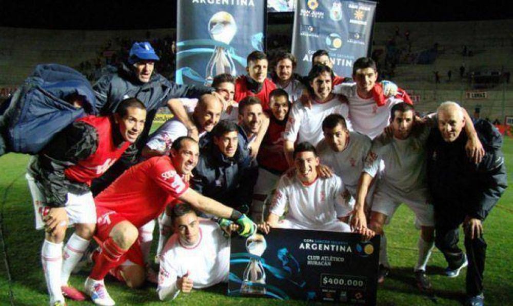 Hurac�n ahog� a Banfield en los penales