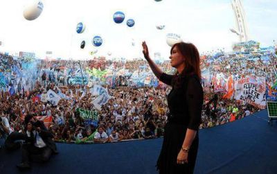 Despu�s de la aparici�n de M�ximo, el kirchnerismo prepara m�s actos para apoyar a Cristina